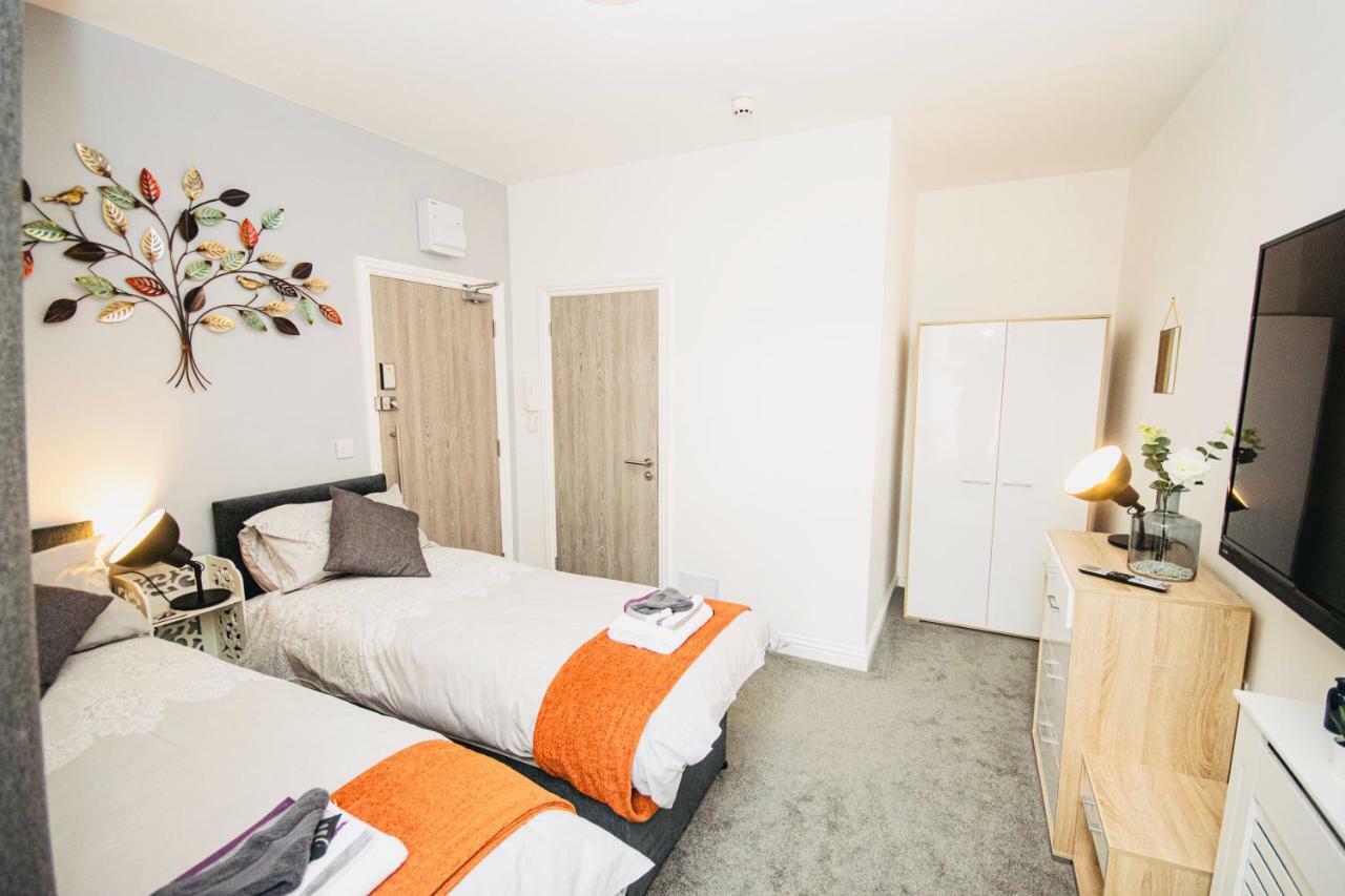 Wheal Wellington - Gorgeous Ensuite Bedrooms With Access To A Beautiful Shared Kitchen In A Lovingly Renovated Property Camborne Exterior photo