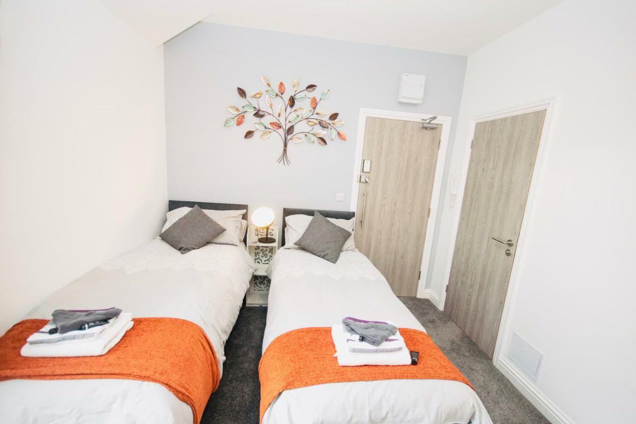 Wheal Wellington - Gorgeous Ensuite Bedrooms With Access To A Beautiful Shared Kitchen In A Lovingly Renovated Property Camborne Exterior photo